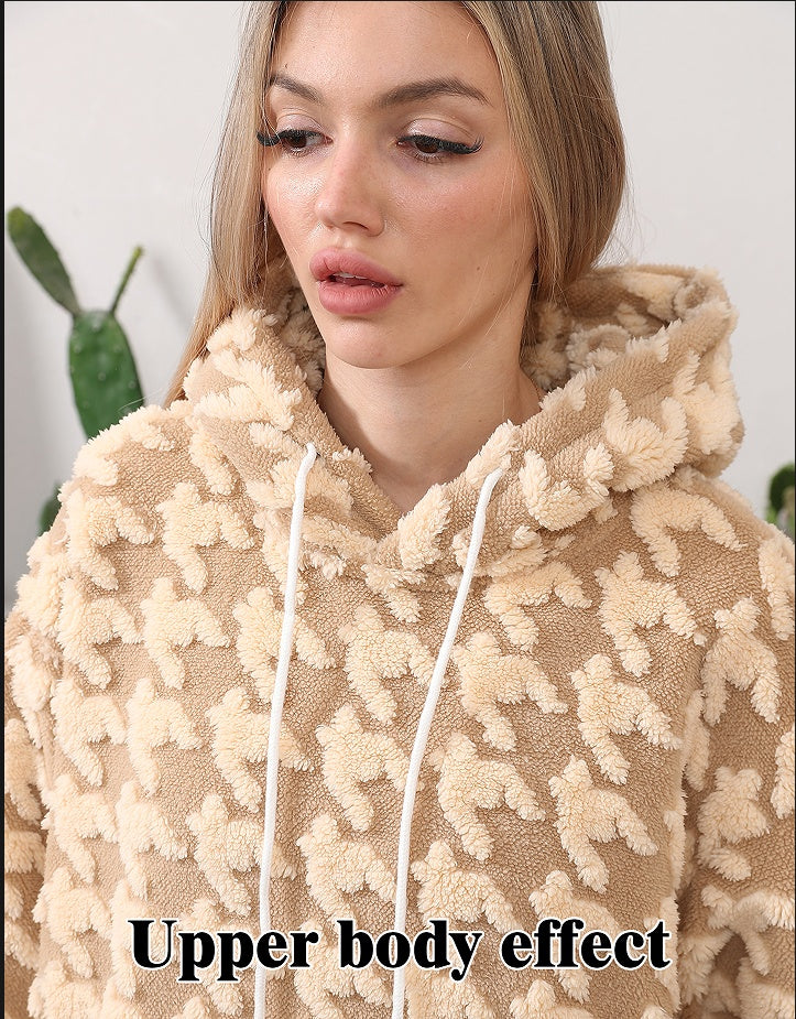 Celynia Soft Essential Hoodie 18344929